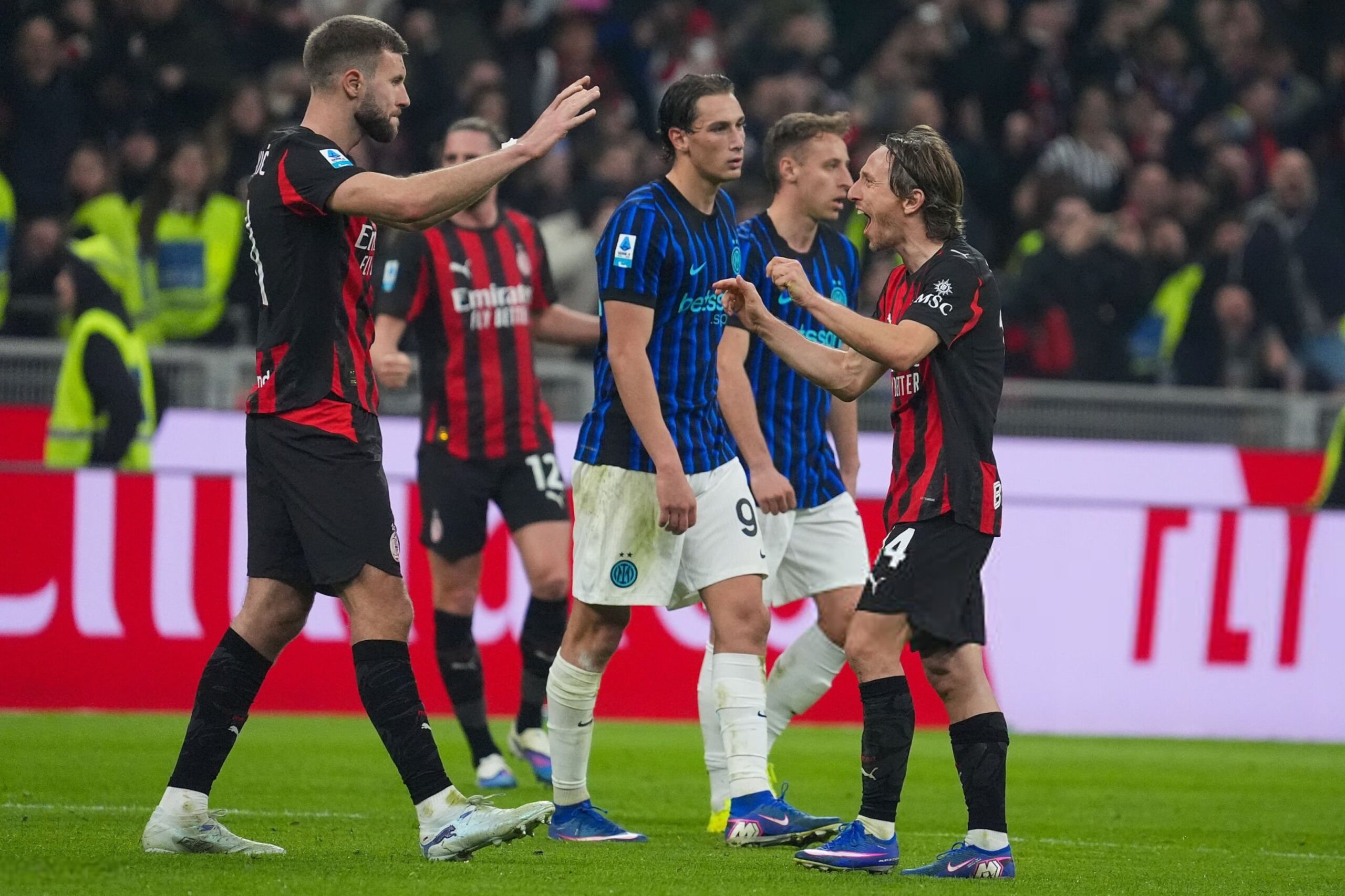 Luka Modric celebrates against Inter