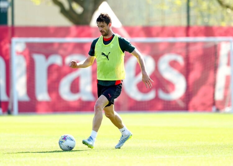 Gabbia AC Milan ميلان غابيا