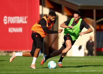 Ruben Loftus-Cheek Adrien Rabiot AC Milan ميلان لوفتوس تشيك رابيو