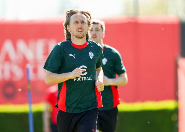 Luka Modric AC Milan ميلان مودريتش