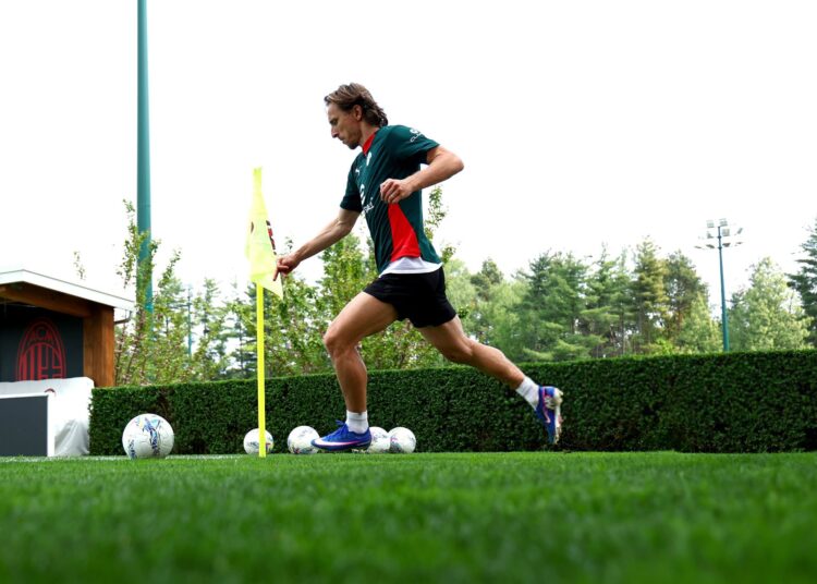 Luka Modric AC Milan ميلان مودريتش