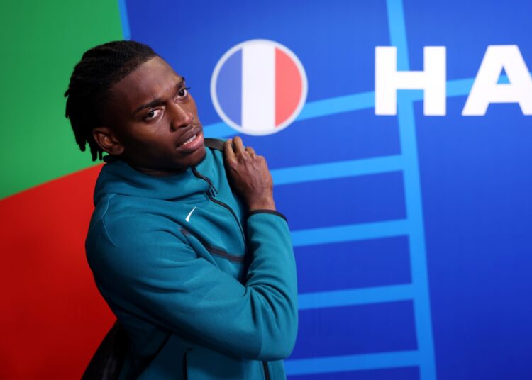 Leao denies involvement escort scandal: “I ask everyone to not associate my name with this situation”