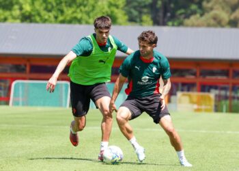 Christian Pulisic and Davide Bartesaghi AC Milan ميلان بوليسيك بارتيساغي