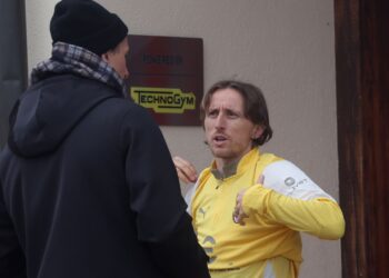 Luka Modric AC Milan Zlatan Ibrahimovic