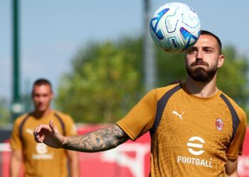 Mario Gila ماريو غيلا AC Milan ميلان