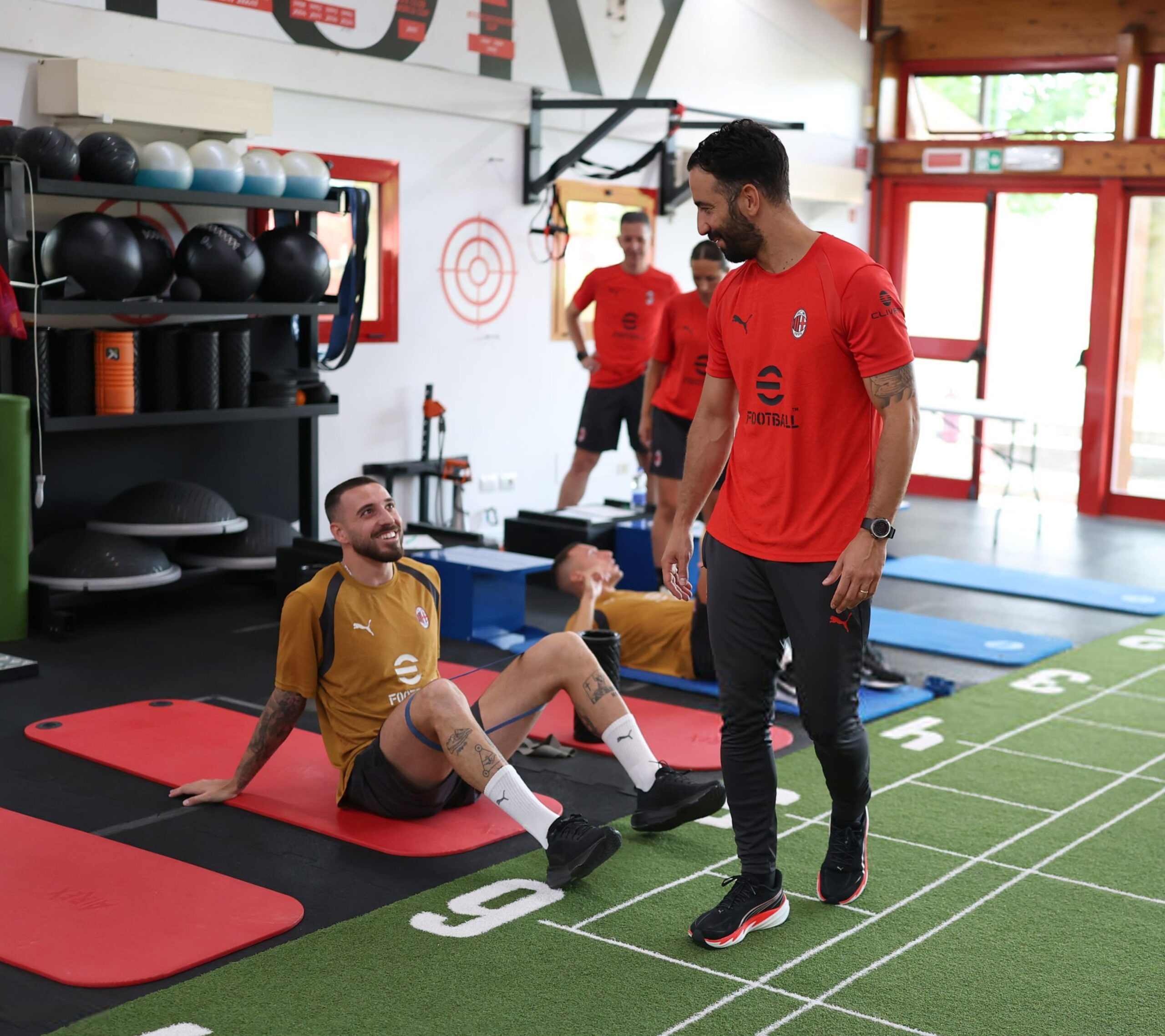 Ruben Amorim and Mario Gila of AC Milan ميلان أموريم غيلا