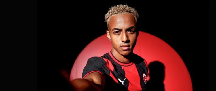 Omari Hutchinson هاتشينسون