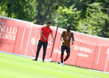 Fikayo Tomori and Ruben Amorim AC Milan ميلان أموريم توموري