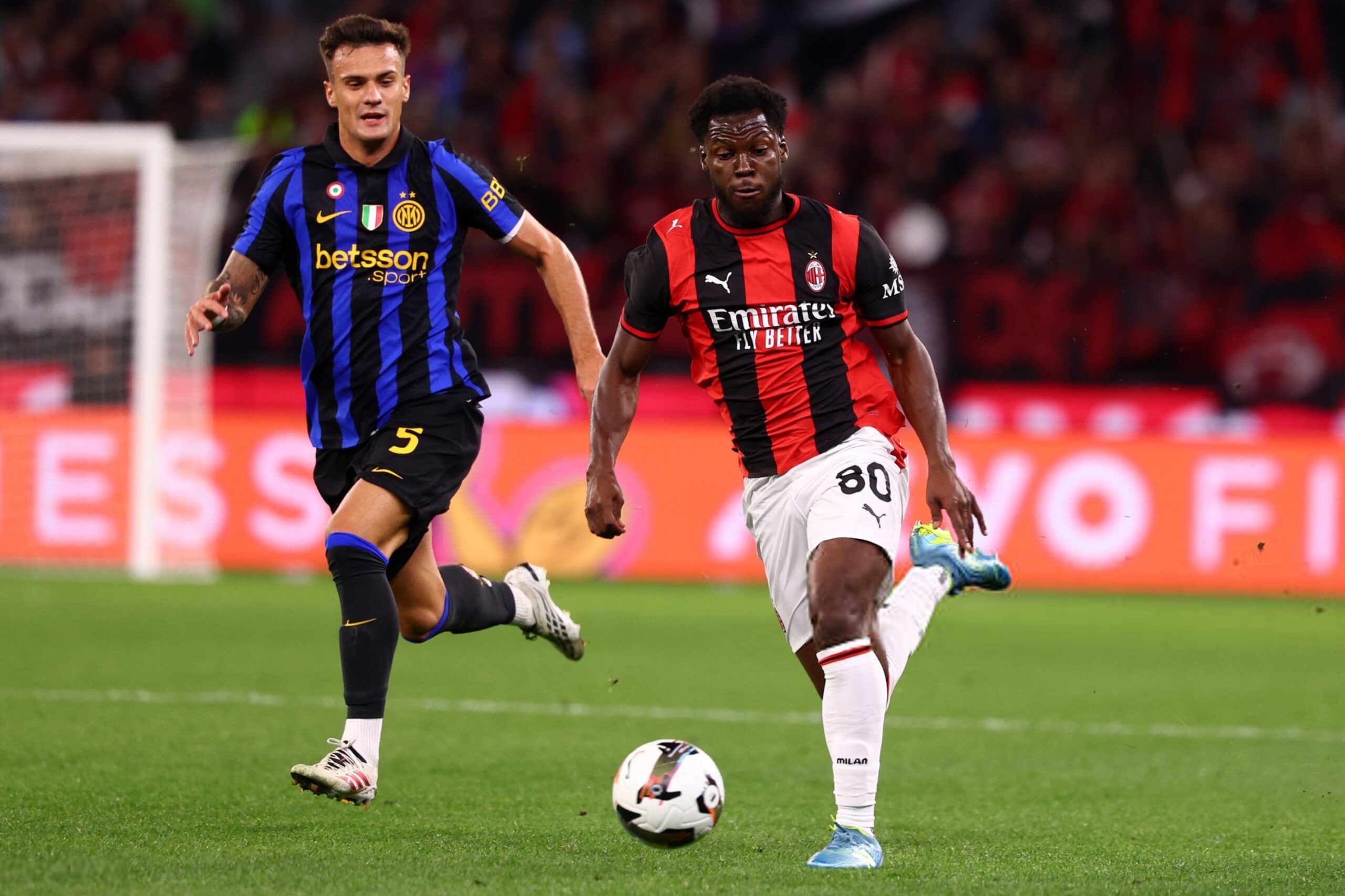 Yunus Musah of AC Milan يونس موسى ميلان