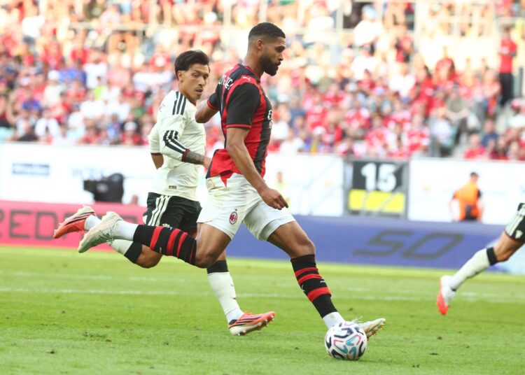 Ruben Loftus-Cheek of AC Milan لوفتوس تشيك ميلان