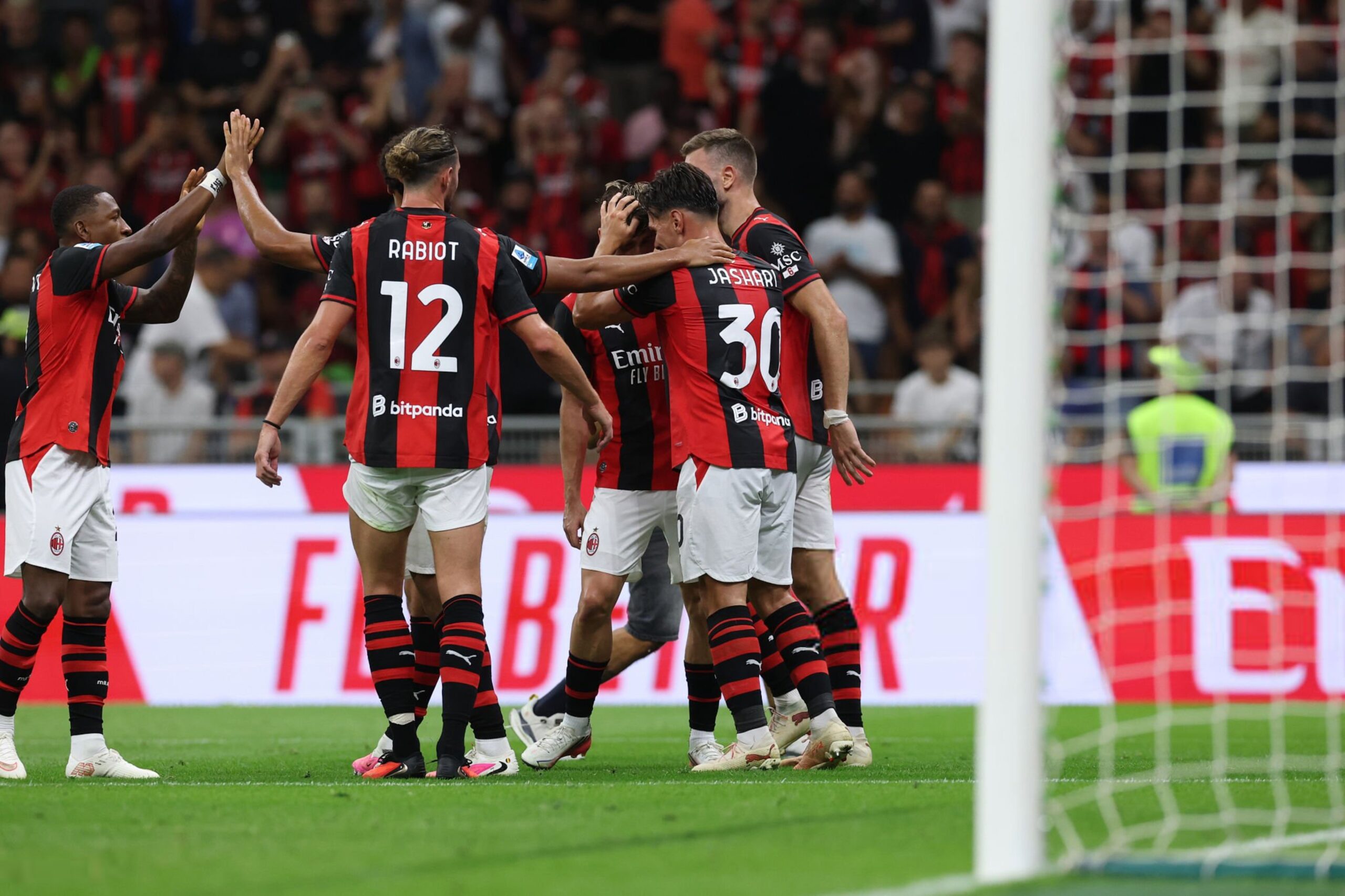 AC Milan players celebrating ميلان