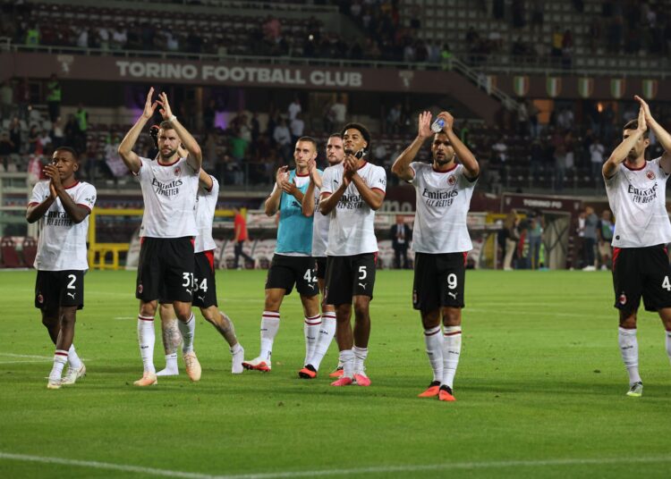 AC Milan players celebrate ميلان