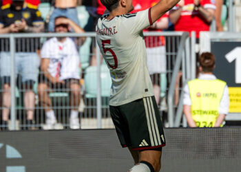 Milan’s shocking start vs Manchester United as Musah’s error leads to Maguire’s opener