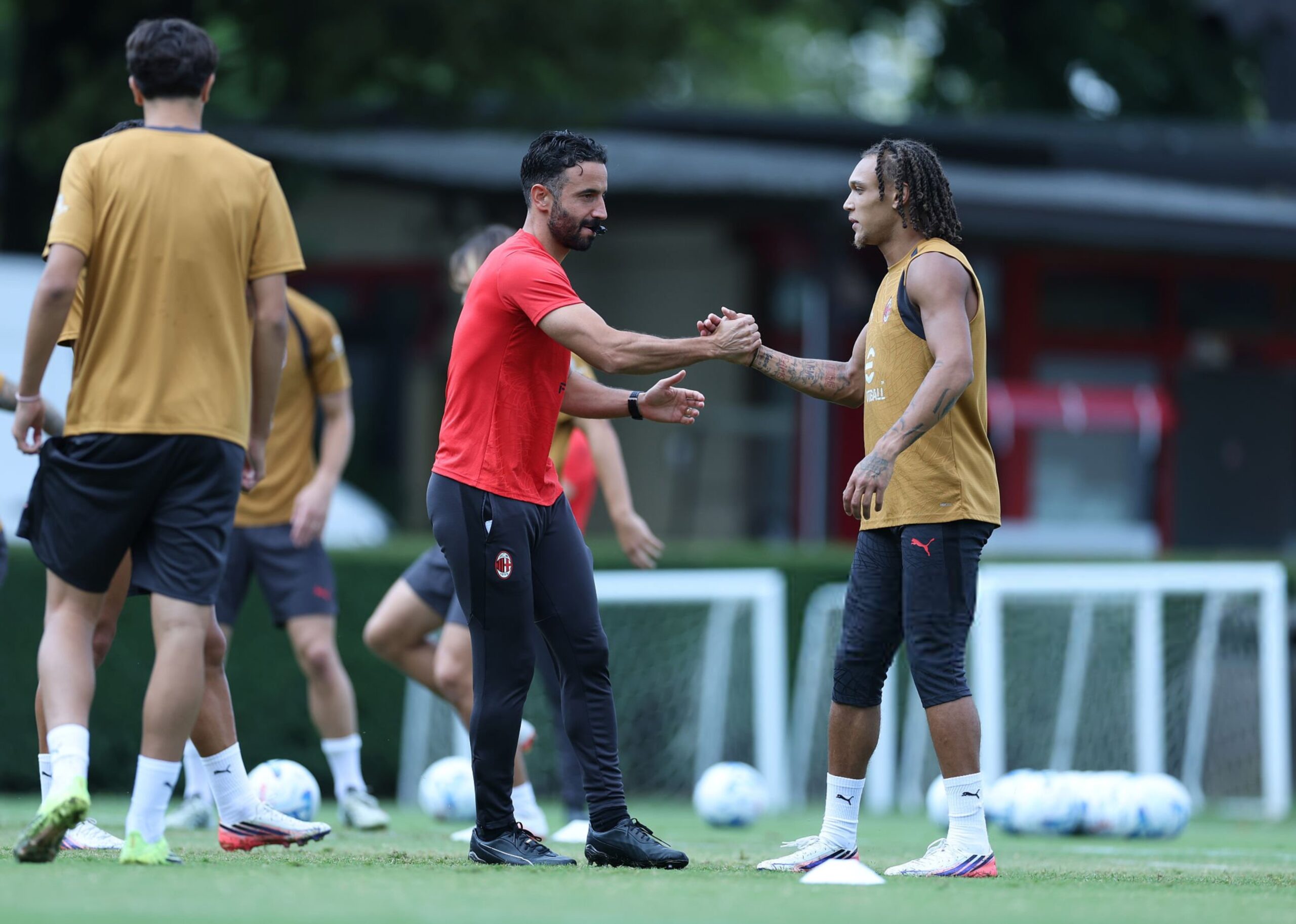 Ruben Amorim and Diego Moreira of AC Milan أموريم موريرا ميلان