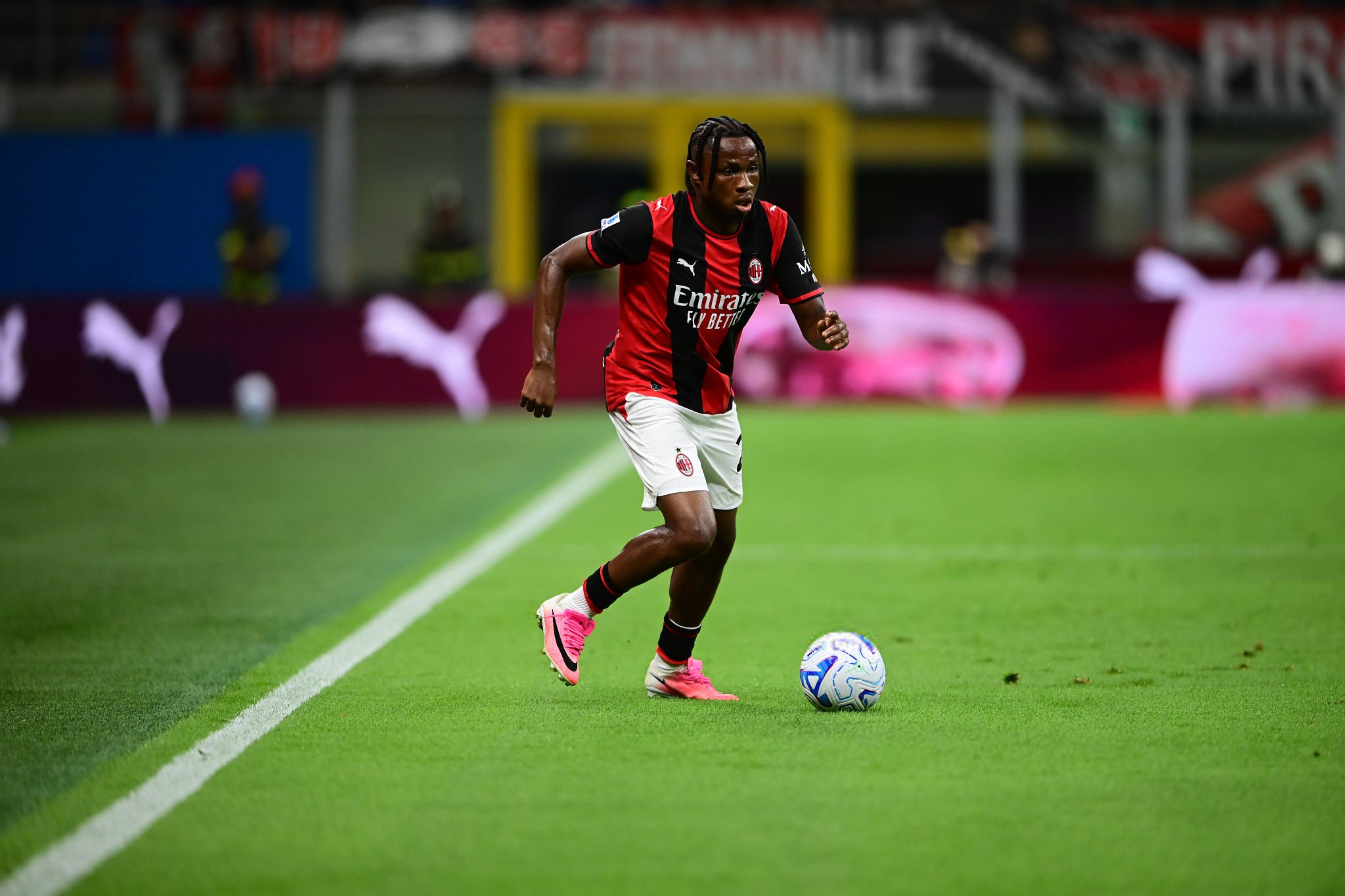 Samuel Chukwueze AC Milan ميلان تشوكويزي