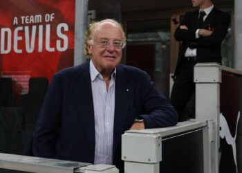Paolo Scaroni of AC Milan سكاروني ميلان