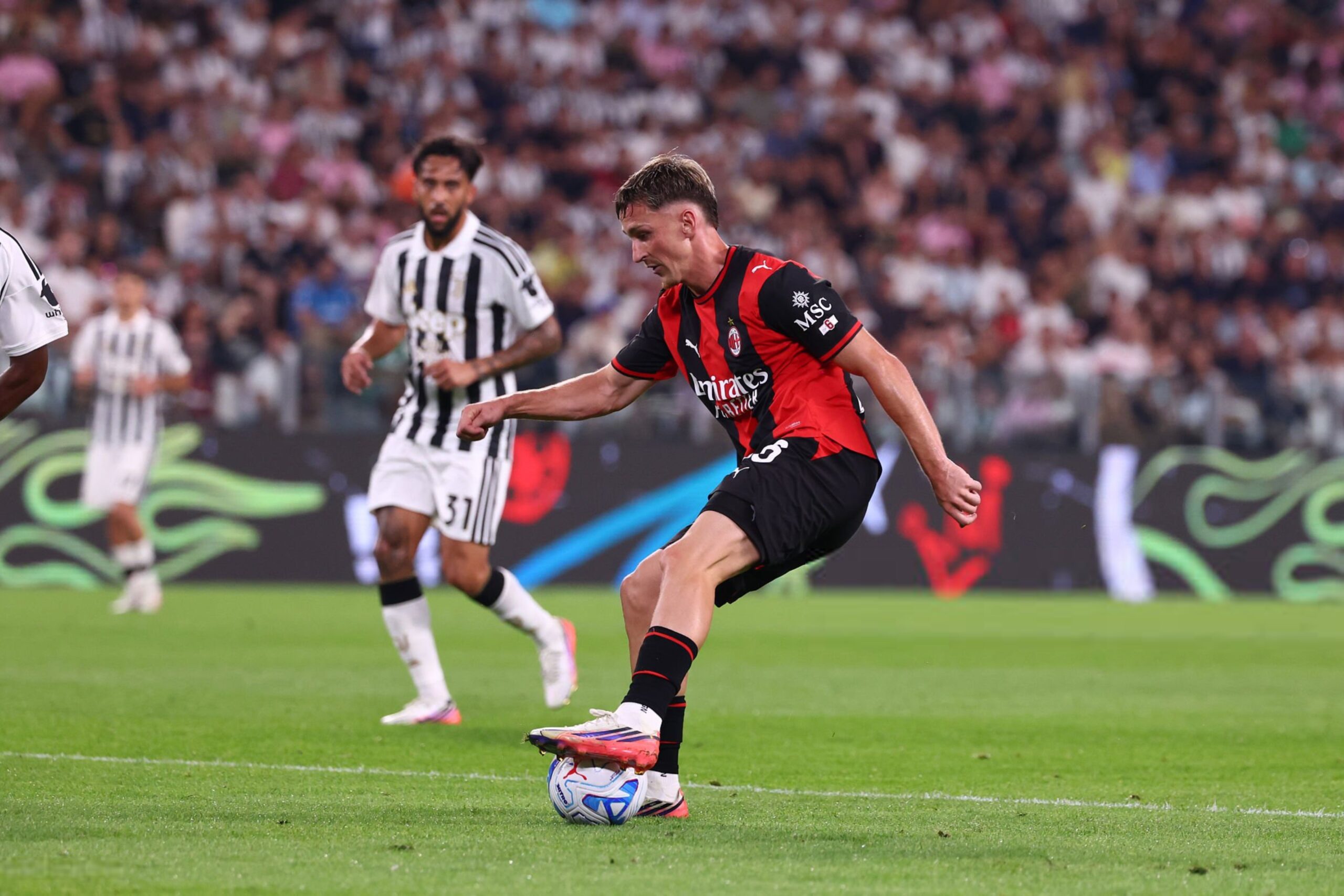 Alexis Saelemaekers AC Milan ميلان ساليماكرز