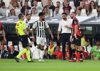 Mario Gila and Ruben Amorim of AC Milan غيلا أموريم ميلان