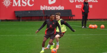 Pervis Estupinan Alexis Saelemaekers AC Milan ميلان إستوبينيان ساليماكرز