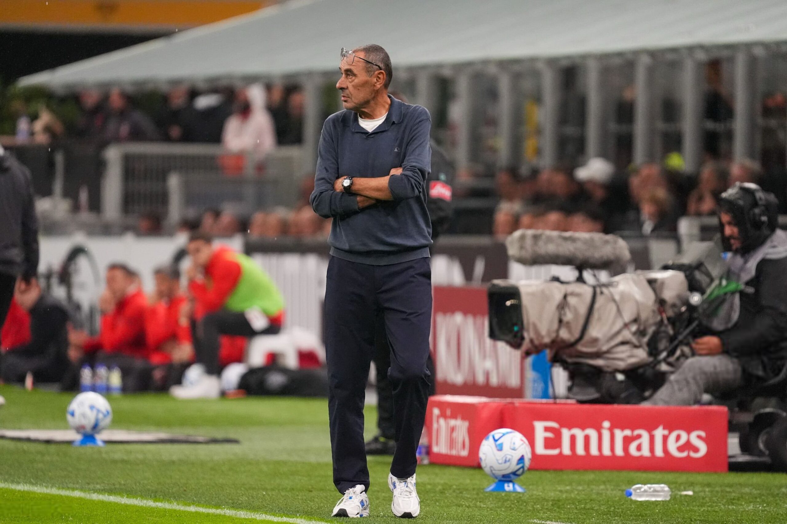 Sarri Hits Out at Referee After Milan Defeat: “Apparently, Some Players Can Insult the Referee”