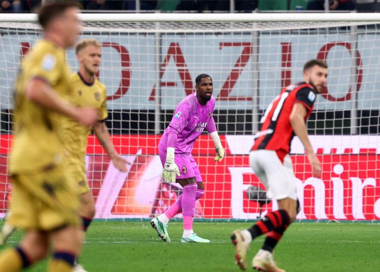 Mike Maignan AC Milan ميلان مينيون
