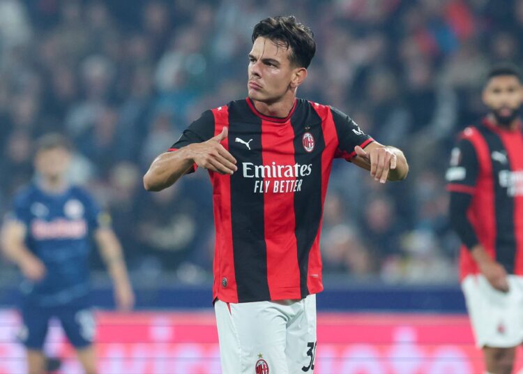 Ardon Jashari of AC Milan