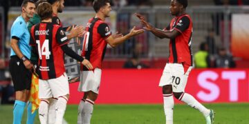 Alphadjo Cisse and Christian Pulisic of AC Milan
