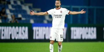 Adrien Rabiot of AC Milan ميلان رابيو
