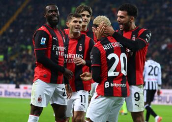 AC Milan players celebrate ميلان