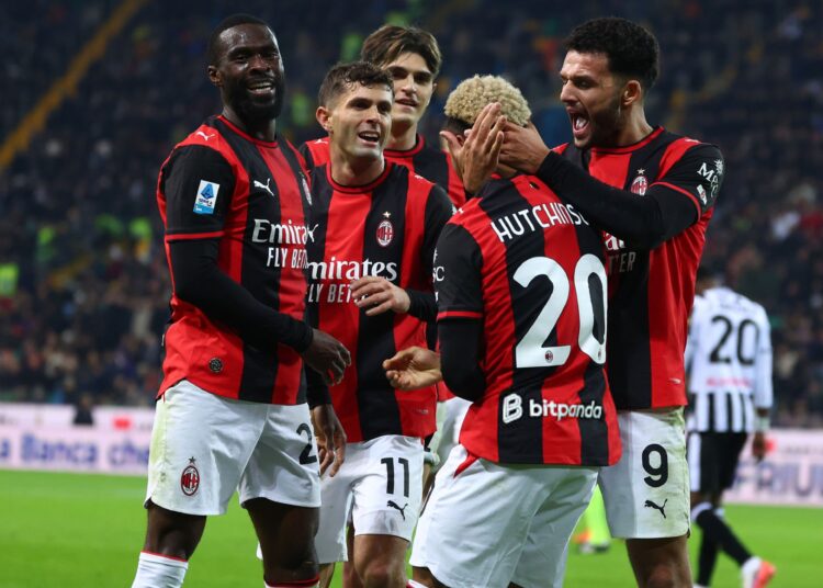 AC Milan players celebrate ميلان